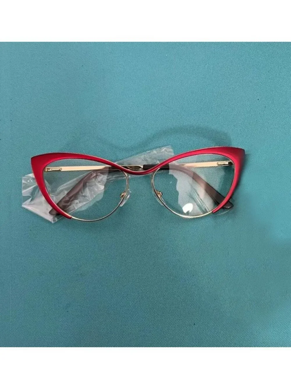 Chic Cat Eye Glasses for Women | Stylish Blue Light Blocking Eyewear